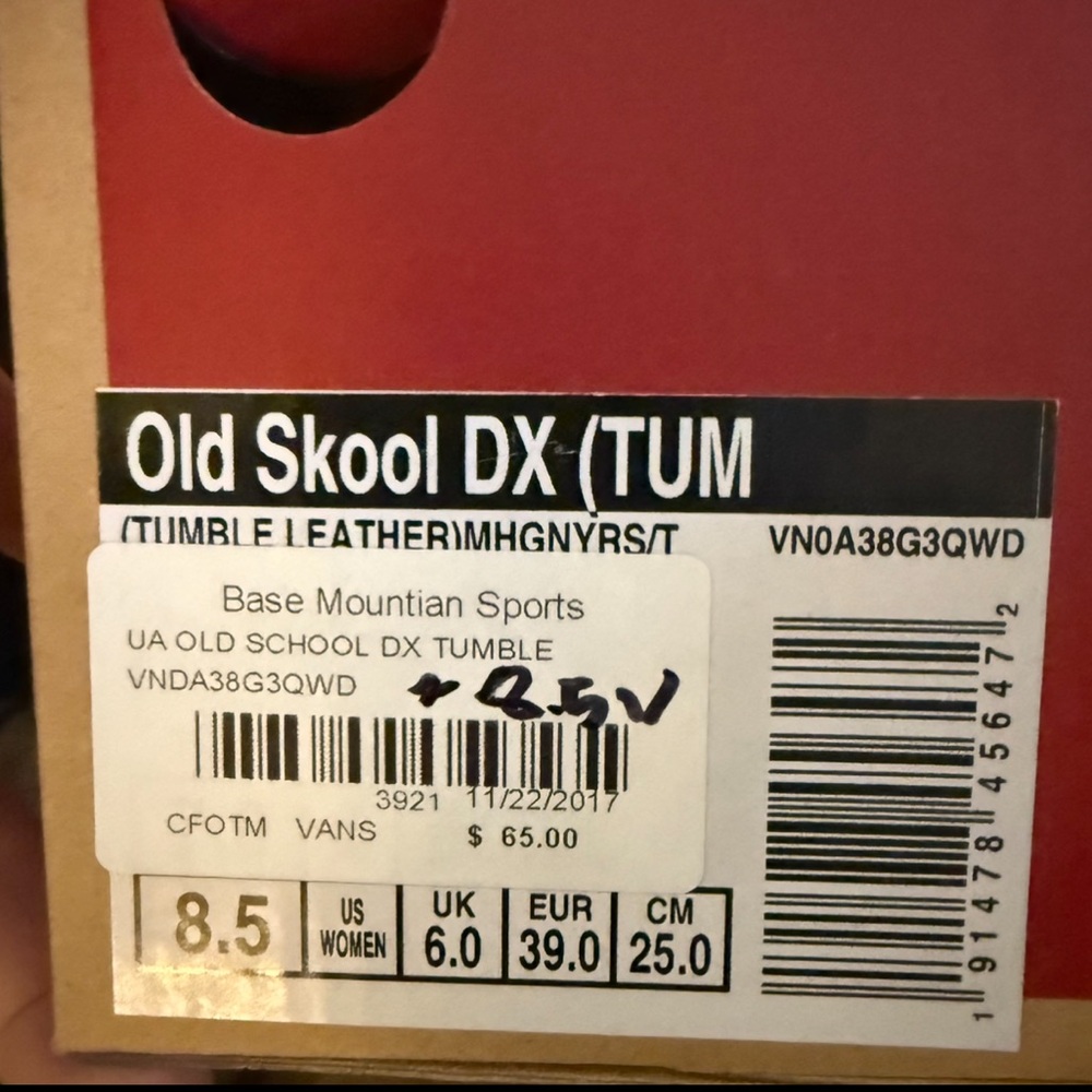 Nwt Vans Old School sneakers 8.5 - Picture 6 of 8
